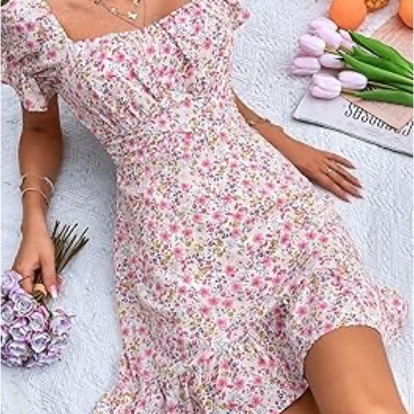 New Aryeh Size Small- Mini Sundress Pink with Flutter Sleeves - Picture 1 of 7